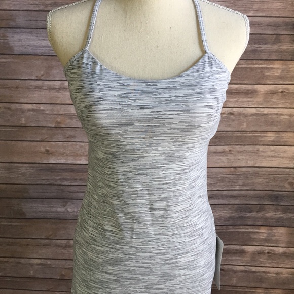 NWT WAGG LULULEMON POWER POSE TANK - - Size 8 10 - Picture 4 of 6